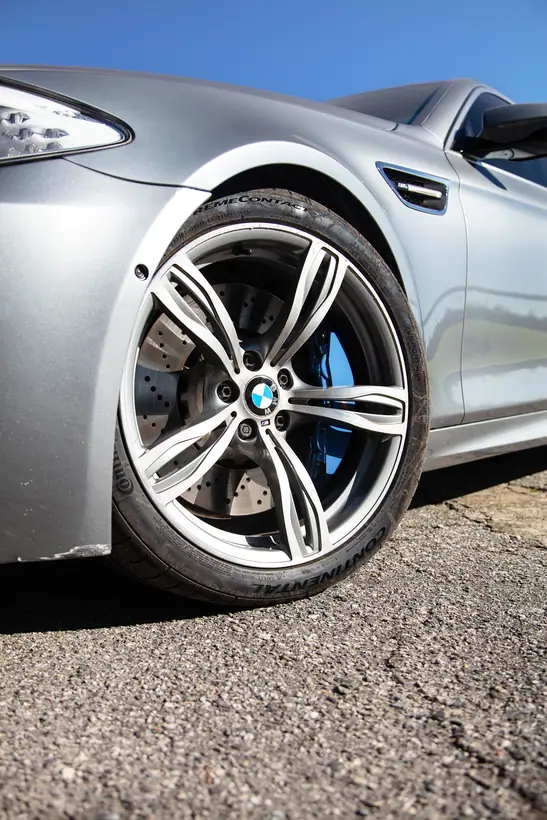 BMW M5 F10 — foto 3