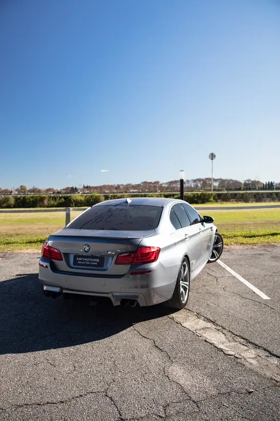 BMW M5 F10 — foto 25